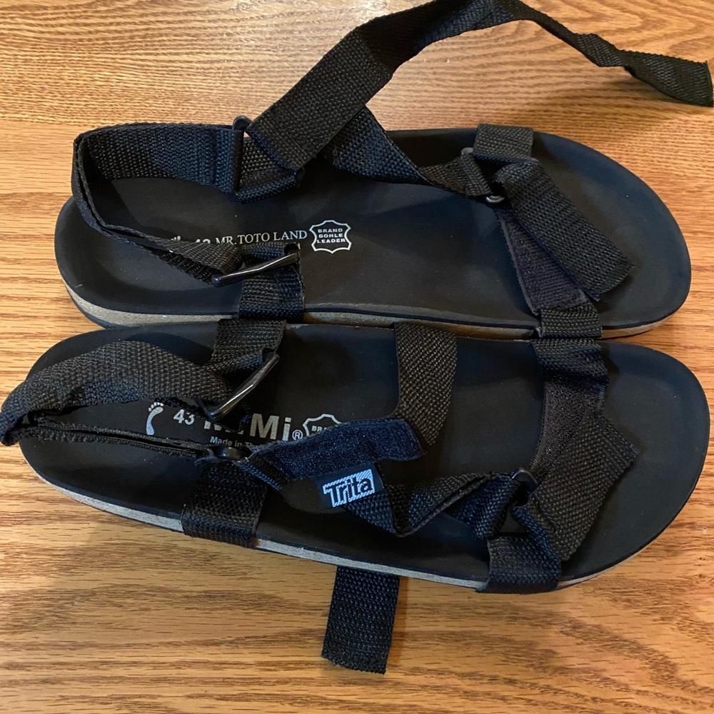 Sandal/Water Shor